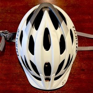 Giro Womens road bike helmet